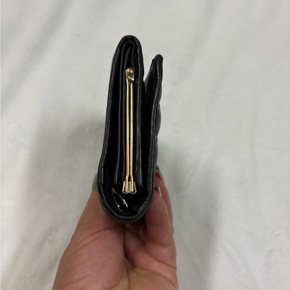 CHANEL Black Quilted Wallet with Silver Logo - Picture 5 of 14